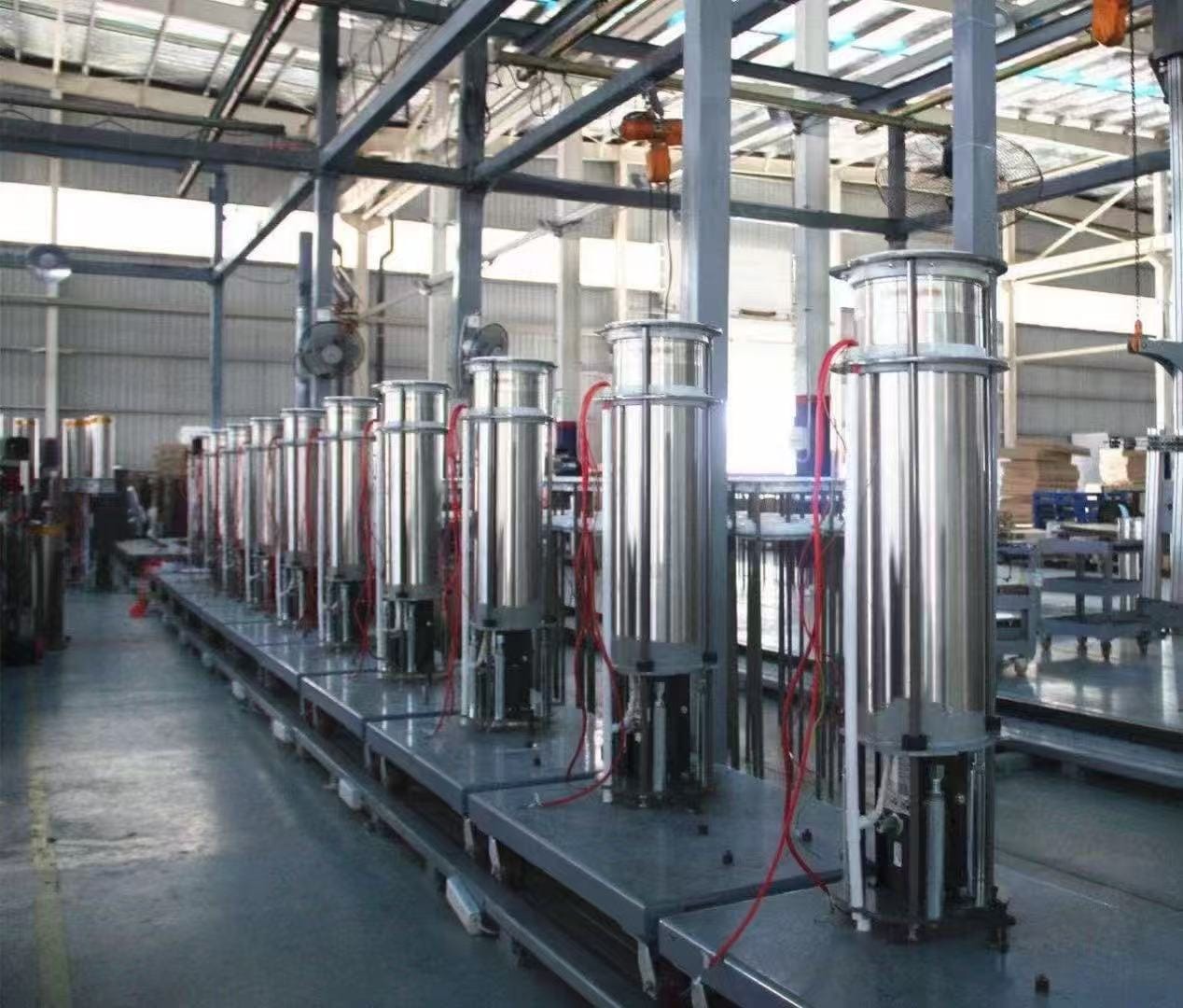 BAISEN hydraulic bollards undergoing factory inspection before project shipment